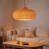 Grand abat-jour en rotin - pendentif boho rond - lampe suspendue à rotin fait à la main - Fibre naturel tissé à la lampe (Ø 56 cm) Anjani en situation