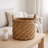 Boho Laundry ou Panier d'usine - Panier de rangement tissé rond - panier décoratif en fibre de banane (3 tailles Ø 25/32/38 cm) Rinjani en situation