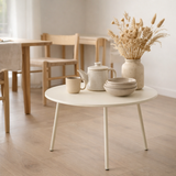 Table d'appoint d'extérieur Seattle Crème en situation
