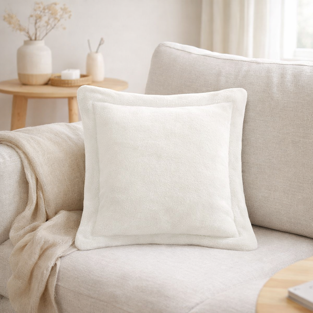 Coussin Tender Neige 50 X 50 en situation