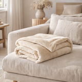 Plaid Tender Crème 150 x 200 en situation