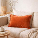 Coussin uni Fara Ambre 40 x 65 en situation