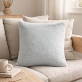 Coussin Kinta Nuage 45 x 45 en situation