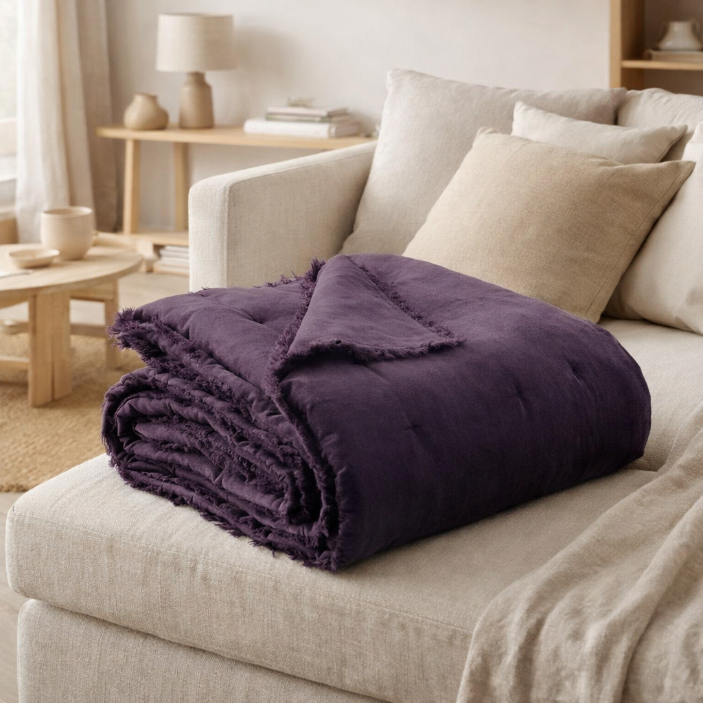 Plaid uni Fara Raisin 135 x 200 en situation