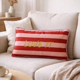 Coussin décoratif Rouge en situation