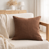 Coussin uni Zeff Ocre 40 x 65 en situation