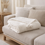 Plaid Tender pompons Neige 130 x 170 en situation