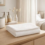 Drap de douche Bora Neige 70 x 130 en situation