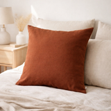 Taie d'oreiller stonewashed Zeff Caramel 65 x 65 en situation