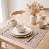 Set de table Treza Lie de vin 33 x 45 en situation