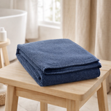 Drap de douche Bora Encre 70 x 130 en situation