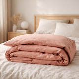 Housse d'édredon Calita Blush 85 x 200 en situation
