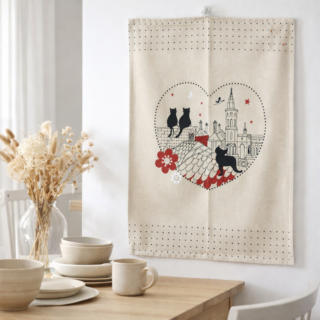 Torchon Chats Coeur Beige 50 x 70 en situation