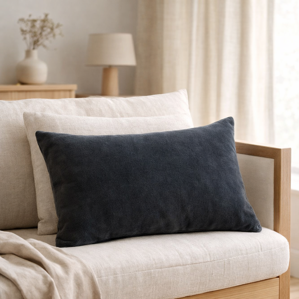 Coussin uni Elise Tonnerre 30 x 50 en situation