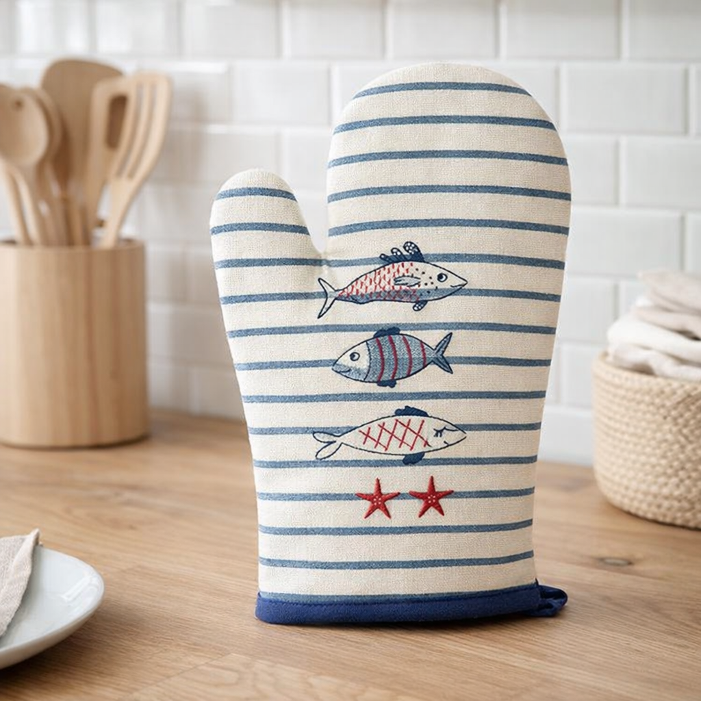 Gant de cuisine New Pesk Bleu 18 x 28 en situation