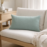 Coussin uni Zeff Vert de gris 40 x 65 en situation