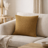 Coussin recyclé Maia Bronze 45 x 45 en situation