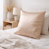 Taie d'oreiller Ashley Latte 65 x 65 en situation