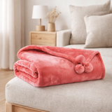 Plaid Tendre Pompons Malabar 130 x 170 en situation