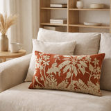 Coussin brodé Raki Rooibos 30 x 50 en situation