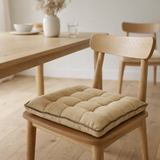 Galette de chaise Grace recyclée Camel 40 x 40 x 3 cm en situation
