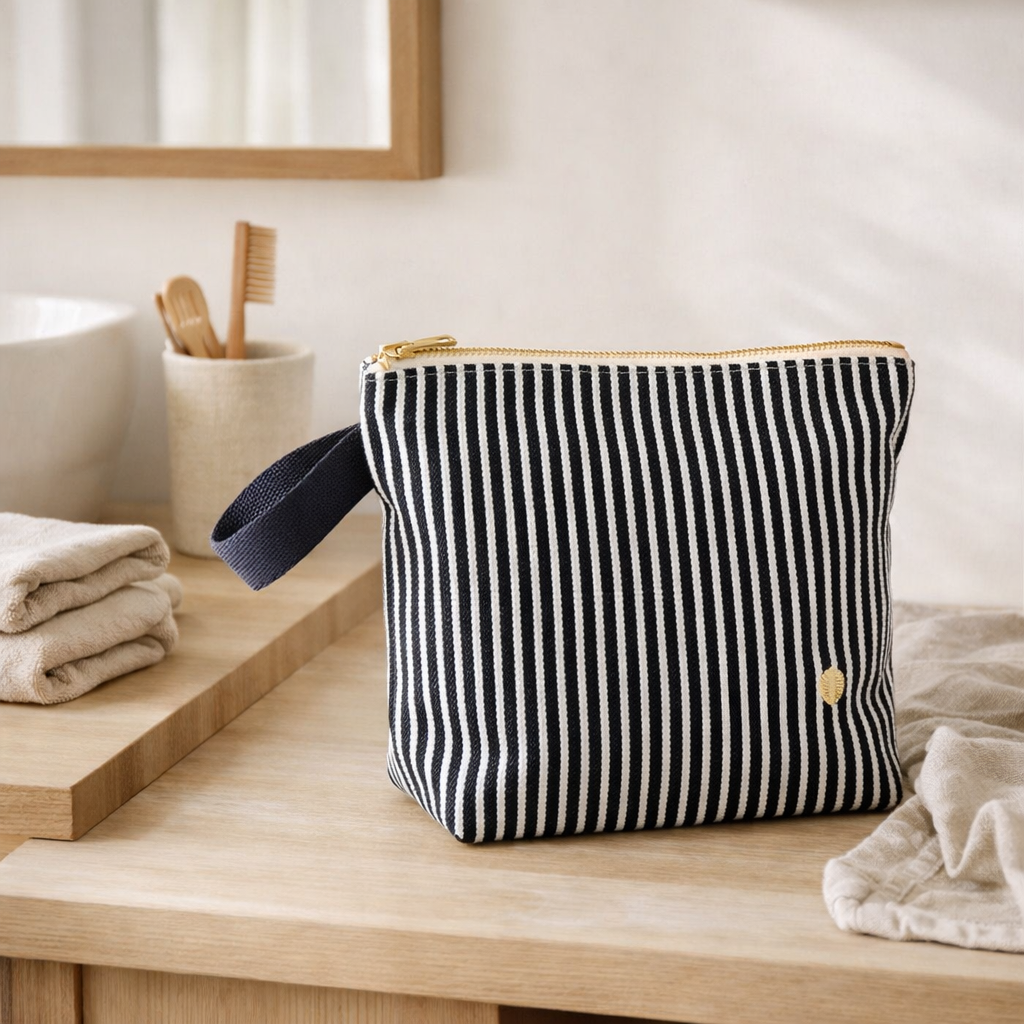 Trousse de toilette Basile Caviar 22 x 18 x 7,5 en situation