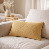 Coussin recyclé Maia Badiane 30 x 50 en situation