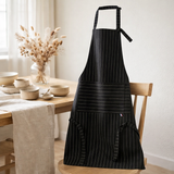 Tablier de cuisine Algar Caviar 64 x 85 en situation