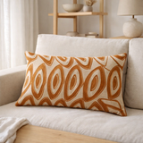 Coussin brodé Leya Cuivre 40 x 65 en situation