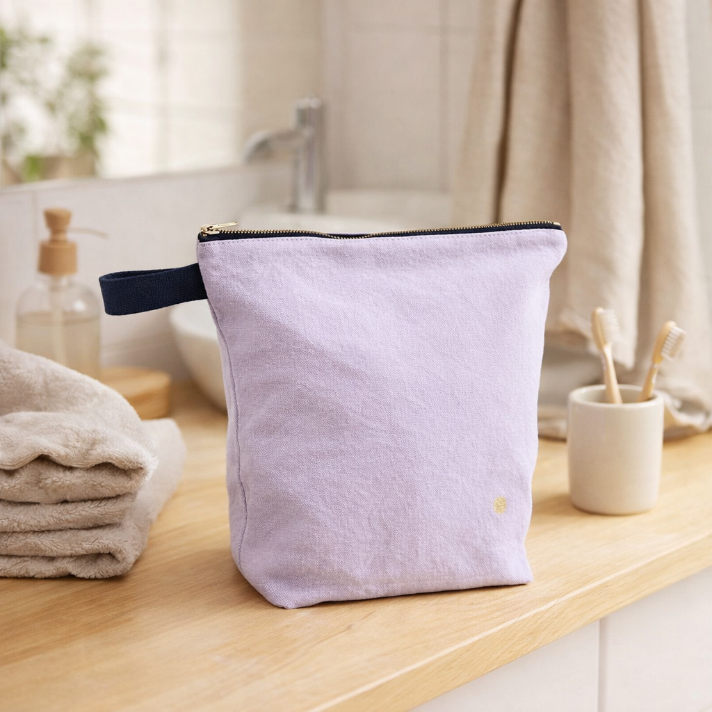 Trousse de toilette Iona Lilas L 23 x 28 x 10 en situation
