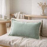 Coussin uni Fara Titane 30 x 50 en situation