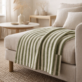 Plaid Calista Olive 137 x 180 en situation