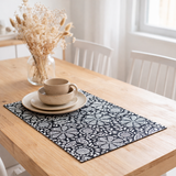 Set de table enduit Kira recyclé Ombre 33 x 48 en situation