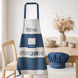 Lot composé Tablier de cuisine et Toque Petit ange Indigo 52 x 63 en situation