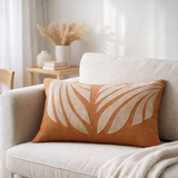 Coussin Nilos Moka 40 x 65 en situation