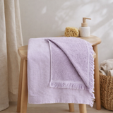 Maxi drap de bain Luna Lilas 100 x 160 en situation