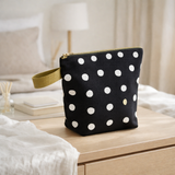 Trousse de toilette Mia Caviar 18 x 22 x 8 en situation