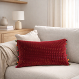 Coussin uni Gastounet Griotte 30 x 50 en situation