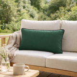 Coussin uni Alga outdoor Epicea 30 x 50 en situation
