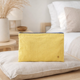 Pochette Iona Sunshine L 19 x 28 x 1 en situation