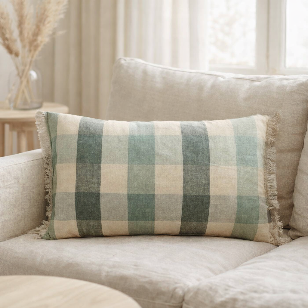 Coussin imprimé Kate Thym 30 x 50 en situation