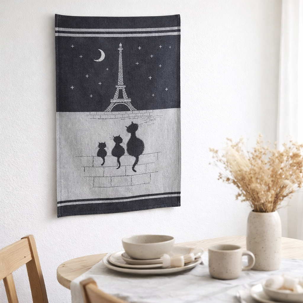 Torchon jacquard Chats Tour Eiffel Ombre 50 x 70 en situation