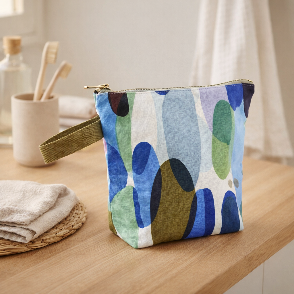 Trousse de toilette Joy Multicolore S 18 x 22 x 8 en situation