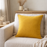 Coussin Zeff Céleste Mangue 45 x 45 en situation