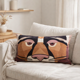 Coussin brodé Babka Ébène 40 x 65 en situation