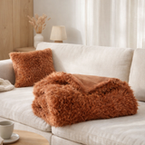Plaid Betani Rouille 130 x 160 en situation