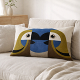 Coussin brodé Loro Cèdre 30 x 50 en situation