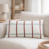 Housse de coussin Carl Caramel 50 x 30 en situation