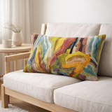 Coussin brodé Betty Mineral 30 x 50 en situation