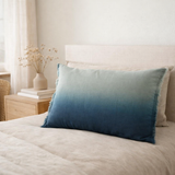 Coussin Zeff Shade Indigo 40 x 65 en situation